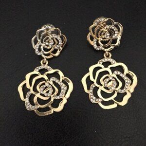 New Badgley Mischka Crystal Flowers 2 tier Earring